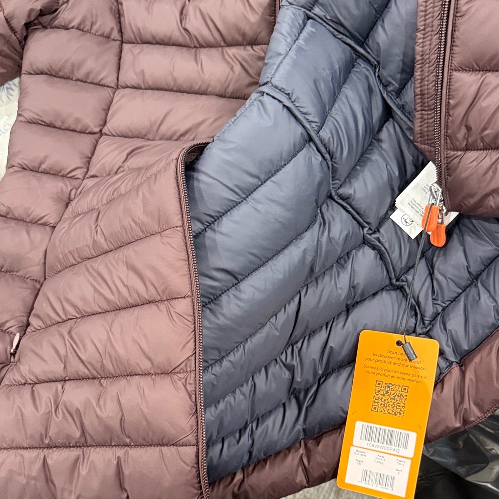 SAVE THE DUCK Women's Puffer in burgundy Sz small NWT